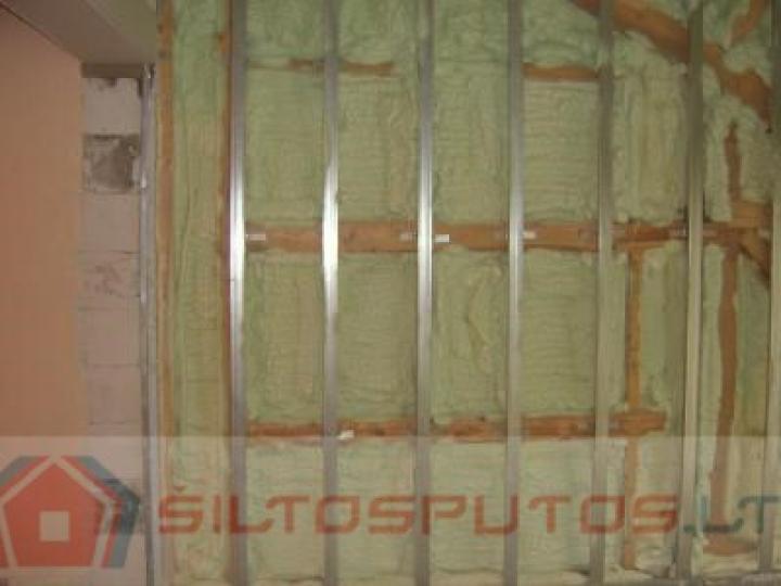 Timber frame outbuilding insulation